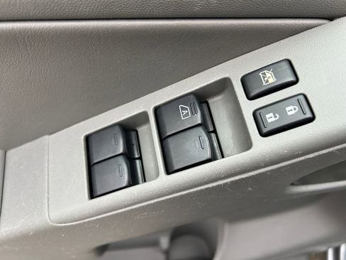 Used 2017 Nissan Frontier SL image 23