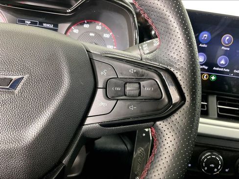 Used 2025 Chevrolet Trax RS w/ Driver Confidence Package FWD image 26
