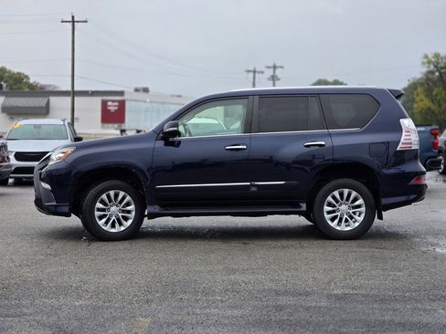 Used 2017 Lexus GX 460 image 4