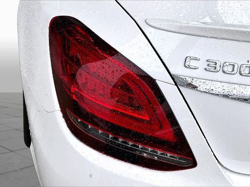 Used 2021 Mercedes-Benz C 300 Sedan image 25