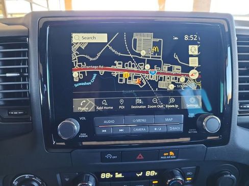 Used 2024 Nissan Frontier PRO-4X w/ Pro Premium Package image 23