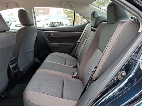 Used 2019 Toyota Corolla LE image 10