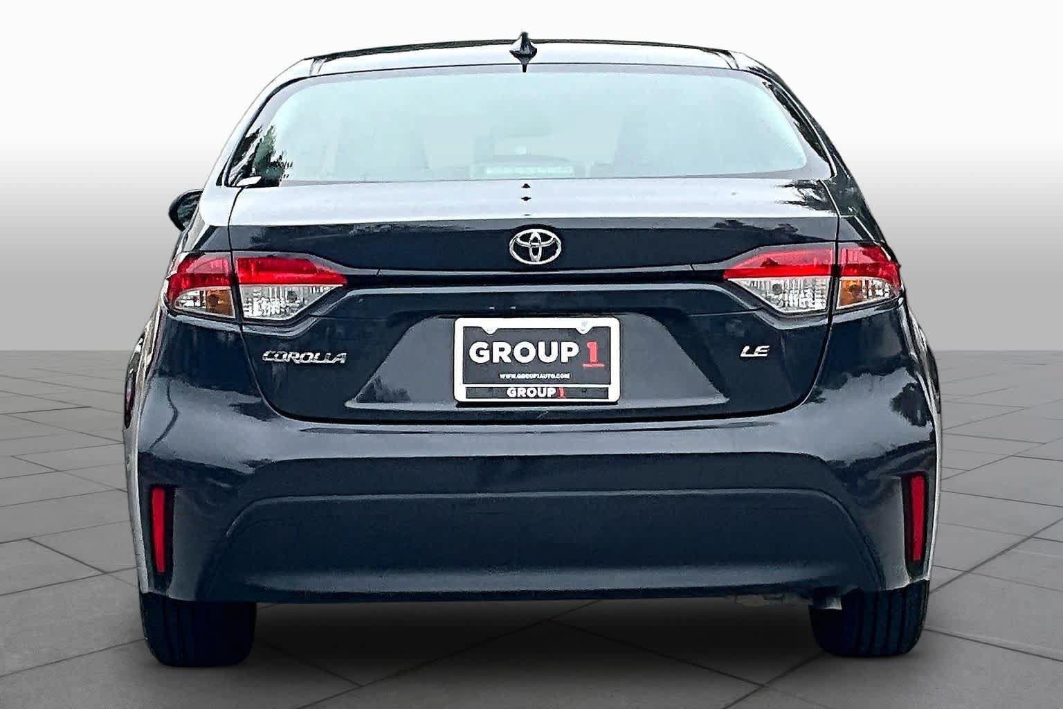 Used 2024 Toyota Corolla LE FWD image 5