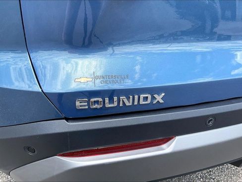 Used 2025 Chevrolet Equinox LT FWD image 8