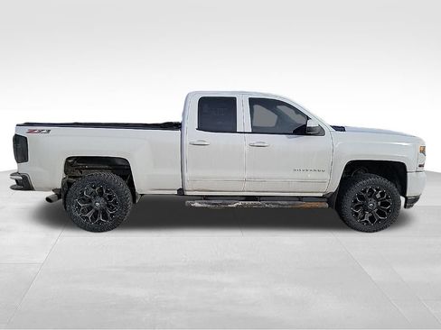Used 2017 Chevrolet Silverado 1500 LT w/ All Star Edition image 25