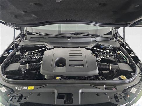 New 2025 Land Rover Discovery Dynamic SE AWD/4WD image 30