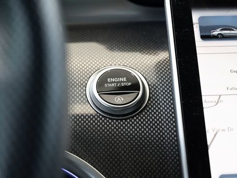 Used 2022 Mercedes-Benz C 300 4MATIC Sedan image 31