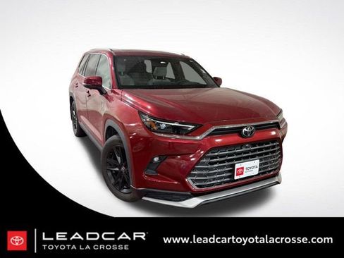 Used 2025 Toyota Grand Highlander AWD Hybrid image 1