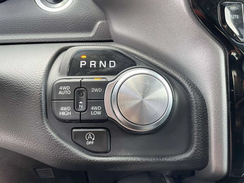 Used 2025 RAM 1500 Laramie AWD/4WD image 26