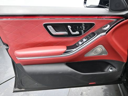 Used 2022 Mercedes-Benz S 580 4MATIC Sedan image 21