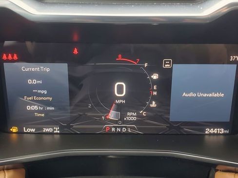 Used 2024 GMC Canyon AT4 w/ AT4 Premium Package image 16