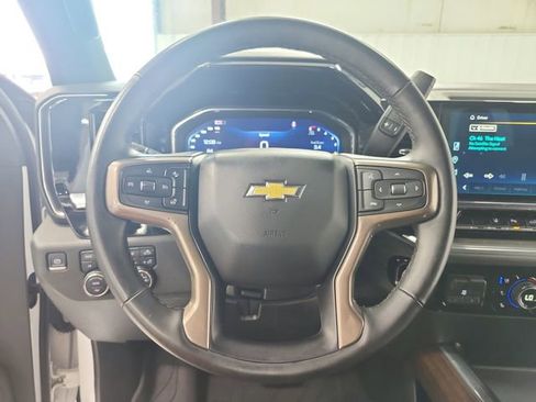 Used 2024 Chevrolet Silverado 2500 High Country AWD/4WD image 23