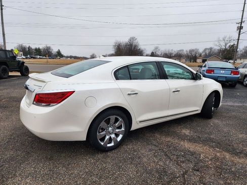 Used 2011 Buick LaCrosse CXL image 3