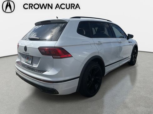 Used 2023 Volkswagen Tiguan SE R-Line image 5