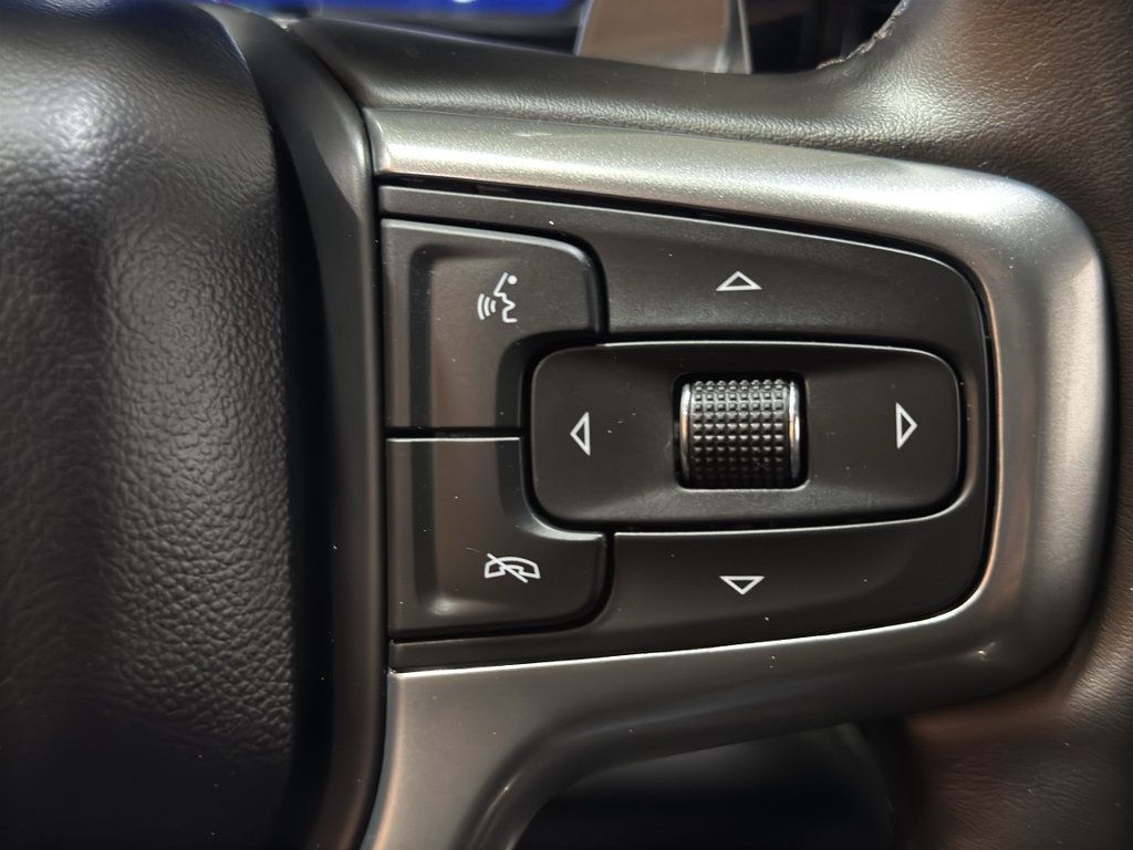 Used 2024 Chevrolet Silverado 1500 RST w/ Convenience Package II AWD/4WD image 28