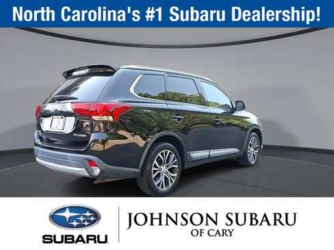 Used 2018 Mitsubishi Outlander SEL FWD image 27