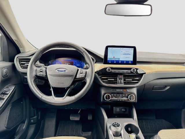 Certified 2022 Ford Escape Titanium w/ Titanium Elite Package AWD/4WD image 27
