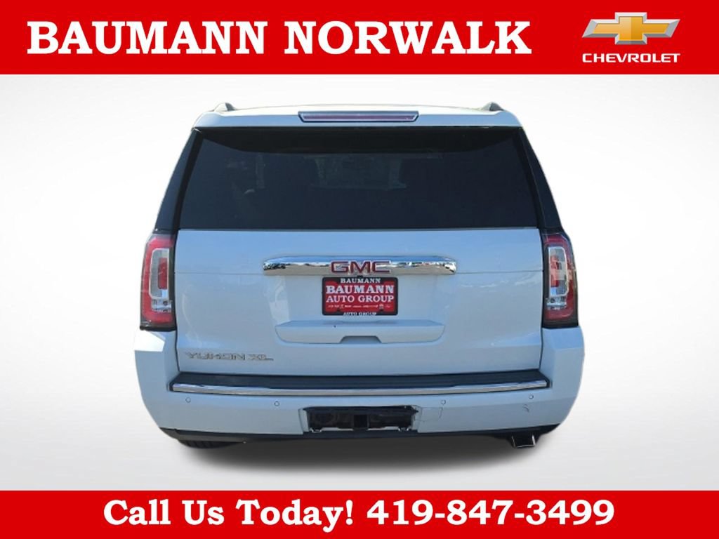 Used 2017 GMC Yukon XL Denali w/ Open Road Package AWD/4WD image 7