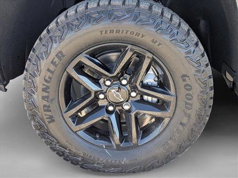 New 2026 Chevrolet Silverado 1500 Custom Trail Boss image 9