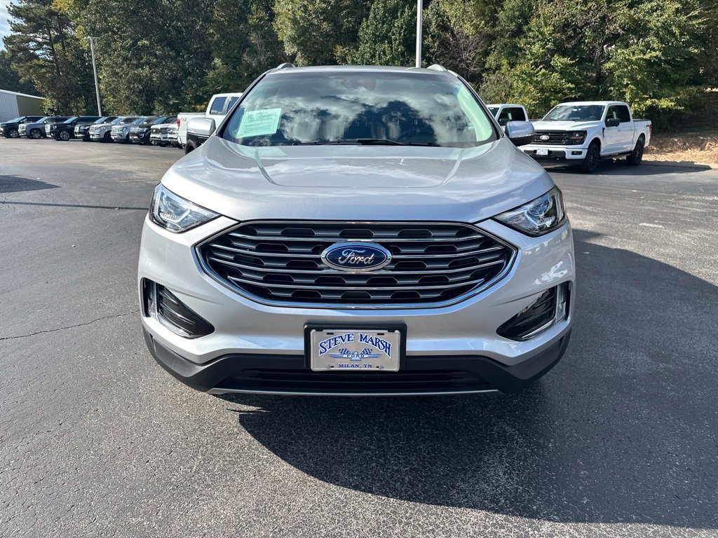 Used 2019 Ford Edge Titanium FWD image 8