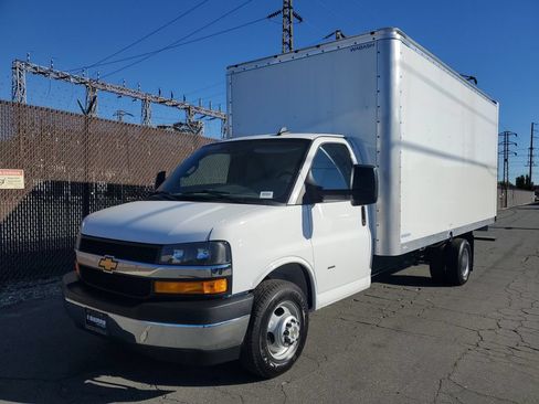 New 2025 Chevrolet Express 3500 w/ Power Convenience Package RWD image 9