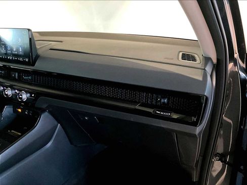 Used 2024 Honda CR-V EX-L image 23