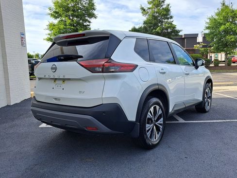 Used 2023 Nissan Rogue SV FWD image 6
