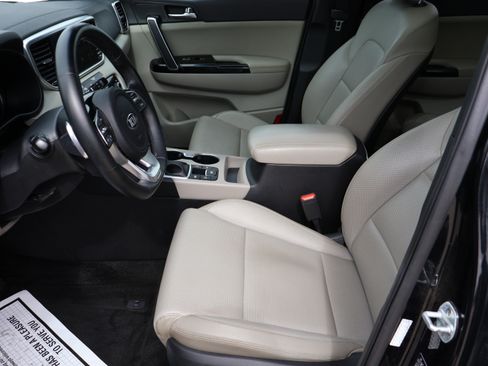 Used 2020 Kia Sportage S w/ S Premium Package AWD/4WD image 42