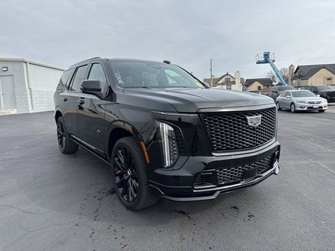 Used 2026 Cadillac Escalade V image 3