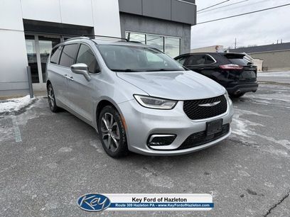 Used 2022 Chrysler Pacifica Pinnacle