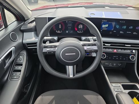 Certified 2024 Hyundai Sonata SEL FWD image 14
