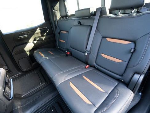 Used 2024 GMC Sierra 1500 AT4 w/ Technology Package image 28