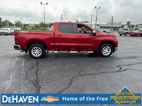 Used 2023 Chevrolet Silverado 1500 LT AWD/4WD image 7