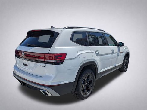 New 2026 Volkswagen Atlas Peak Edition AWD/4WD image 3