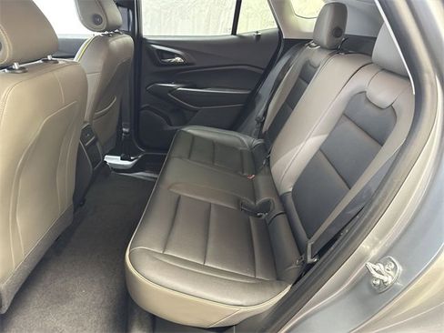 Certified 2025 Chevrolet Trax ACTIV image 12