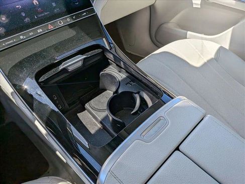 Used 2023 Mercedes-Benz EQE 350+ SUV image 11