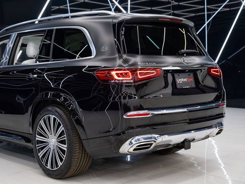 Used 2022 Mercedes-Benz Maybach GLS 600 4MATIC image 14