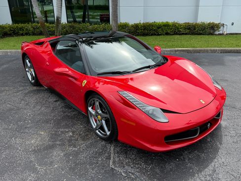 Used 2011 Ferrari 458 Italia Coupe RWD image 5