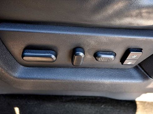 Used 2012 Ford F150 Raptor w/ Raptor Luxury Pkg image 18