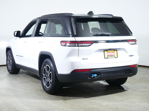 Used 2022 Jeep Grand Cherokee Trailhawk AWD/4WD image 5