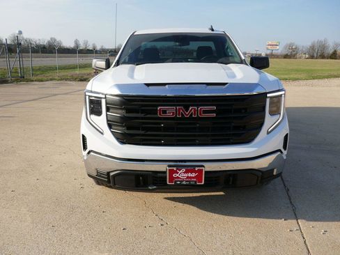 New 2026 GMC Sierra 1500 Pro image 8