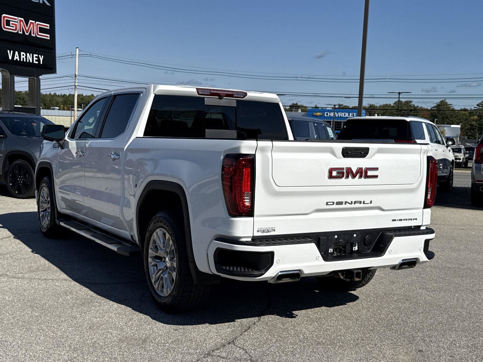 Used 2023 GMC Sierra 1500 Denali AWD/4WD image 12