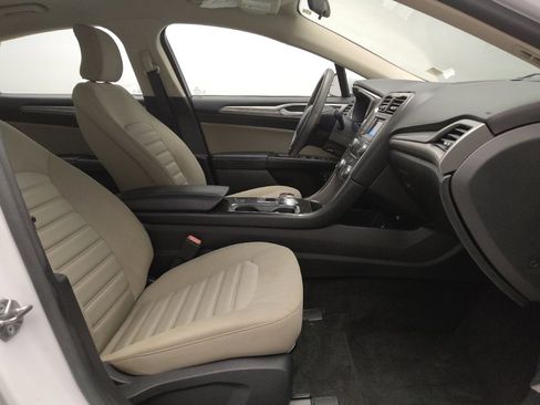 Used 2018 Ford Fusion S image 21