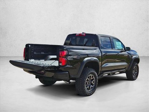 New 2026 Chevrolet Colorado ZR2 w/ Technology Package AWD/4WD image 2