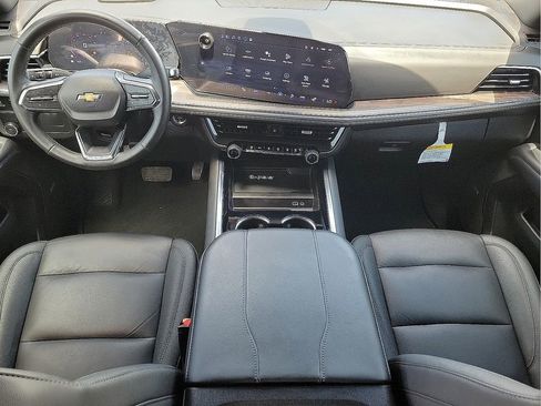 Used 2025 Chevrolet Tahoe LT w/ Comfort Package RWD image 11