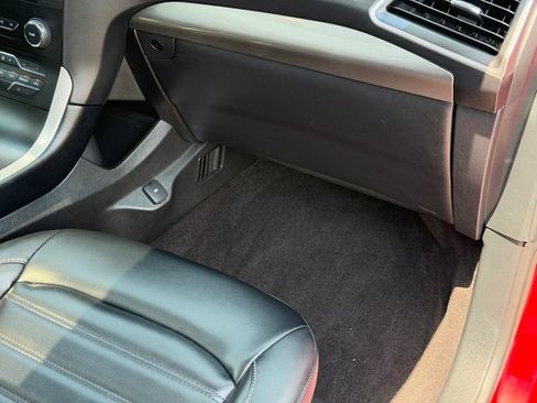 Used 2019 Ford Edge SEL w/ Equipment Group 201A FWD image 23