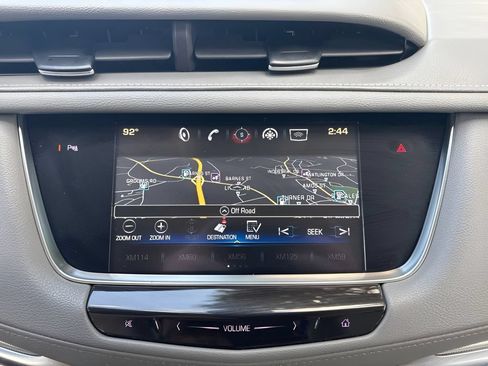 Used 2018 Cadillac XT5 Premium Luxury FWD image 23