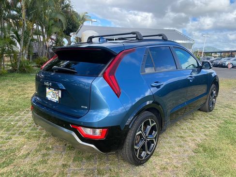Used 2023 Kia Niro EX Touring FWD image 25