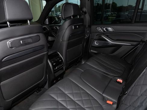 Used 2025 BMW X5 M60i AWD/4WD image 9