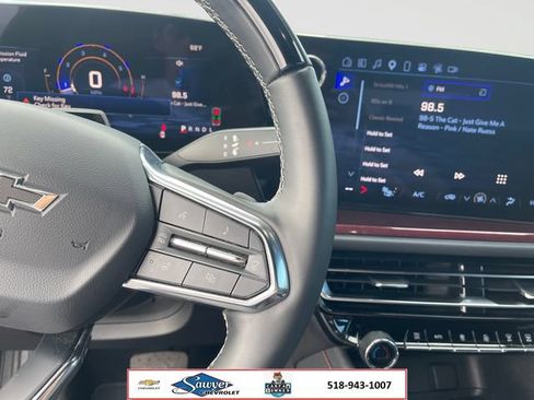 Used 2024 Chevrolet Traverse Z71 w/ Enhanced Driving Package AWD/4WD image 12